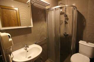 Отель B&B Hotel Батуми Стандартный двухместный номер с 1 кроватью-2